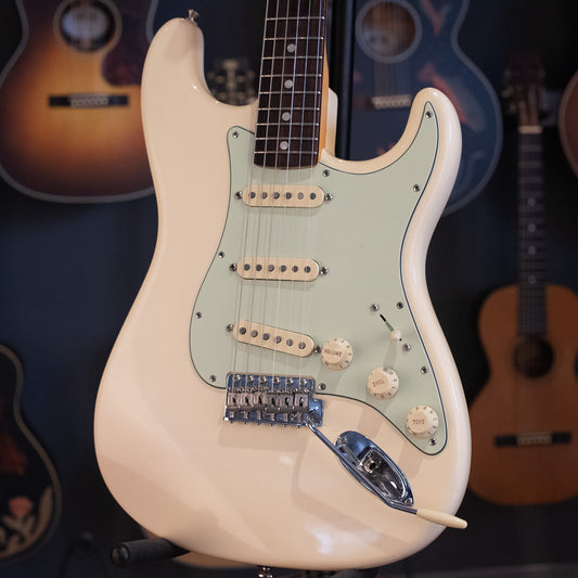 2000 Fender USA American Original 60s Stratocaster